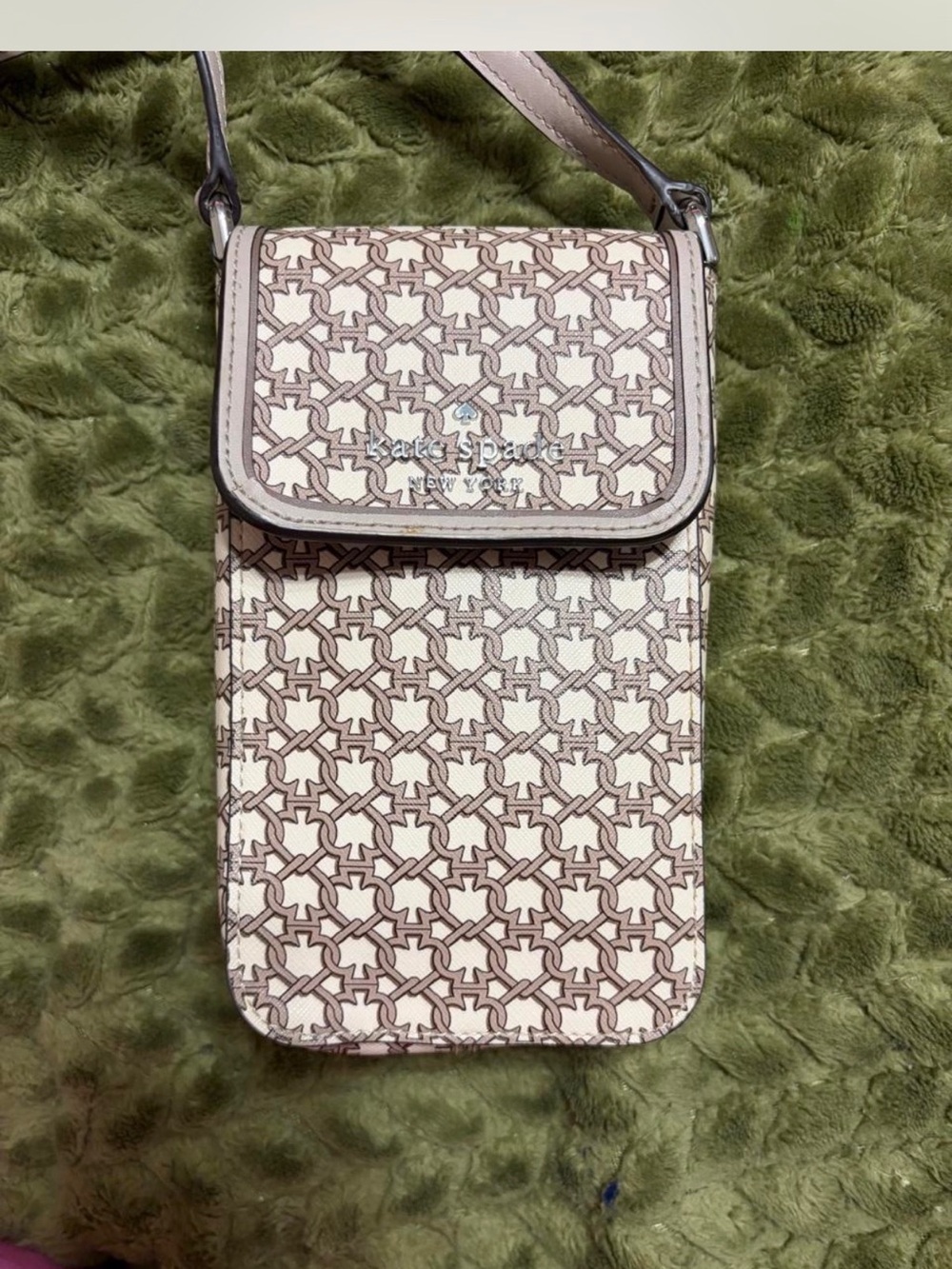 kate spade Neutral Patterned Crossbody Phone Case